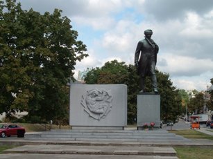 Олексій Кайда поклав квіти до пам'ятника Кобзарю у Вашингтоні