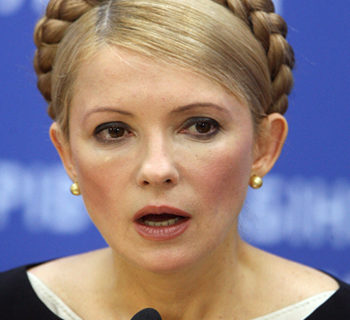 Тимошенко вигнали з суду