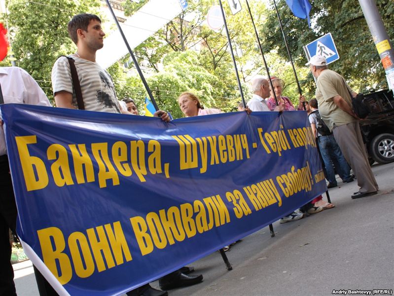 влада відволікає від суду над тимошенко