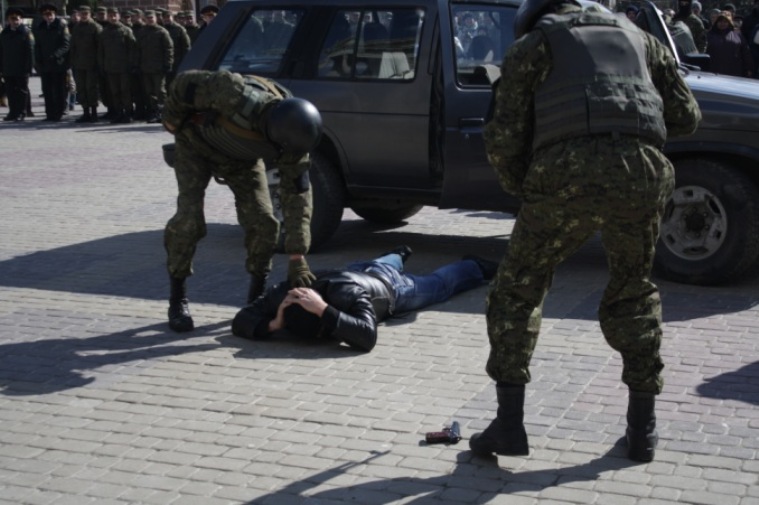 В центрі Тернополя знешкодили терориста - фото 1