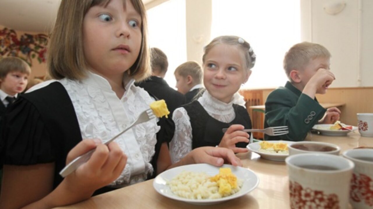 Що подають дітям у школі на обід